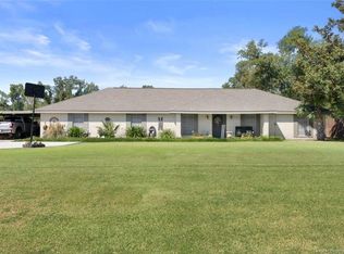 1604 Rose Ln, Sulphur, LA 70663