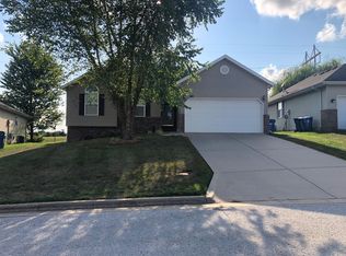 1153 S Mahogany Rd, Nixa, MO 65714