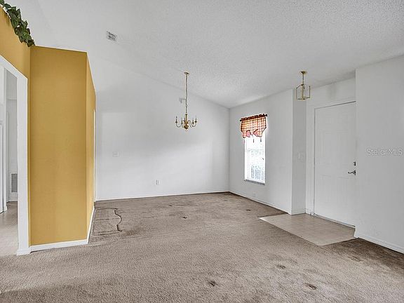 3rd image of 303 Dogfish Ct