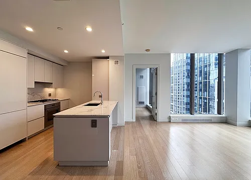 135 Seaport Blvd #1705 Photo 1