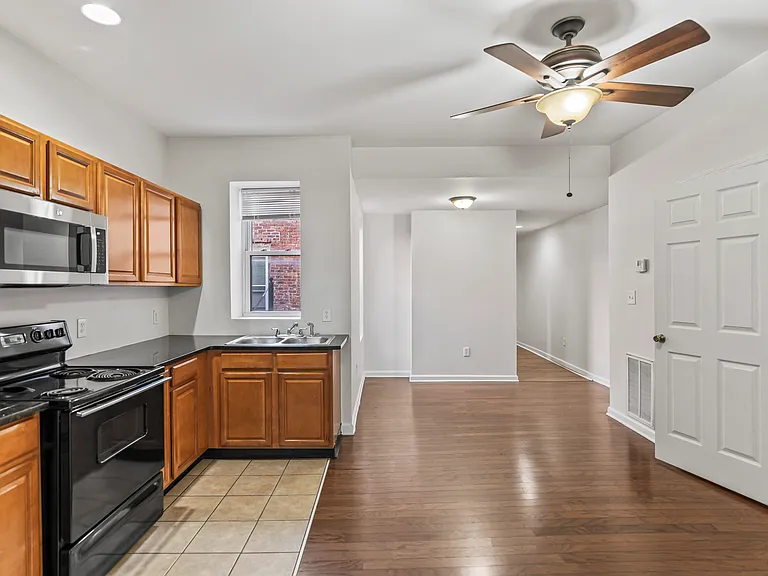 70 Morris St #3E — Photo 2