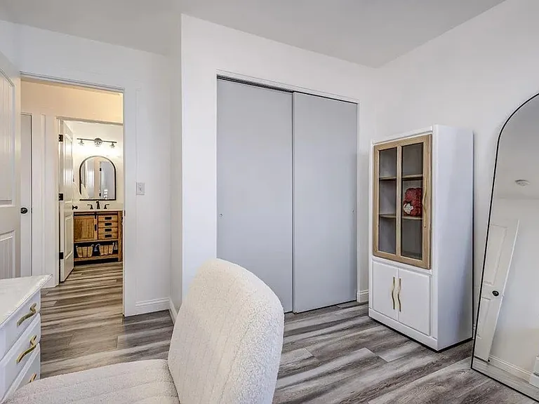214 S Belfair Pl — Photo 28