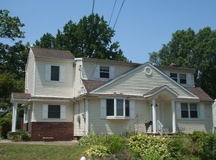 18 Addison Rd, Bergenfield, NJ 07621