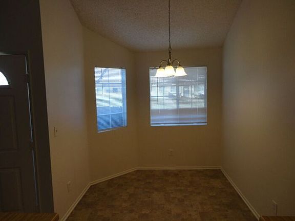 3rd image of 1637 Cactus Dr APT C