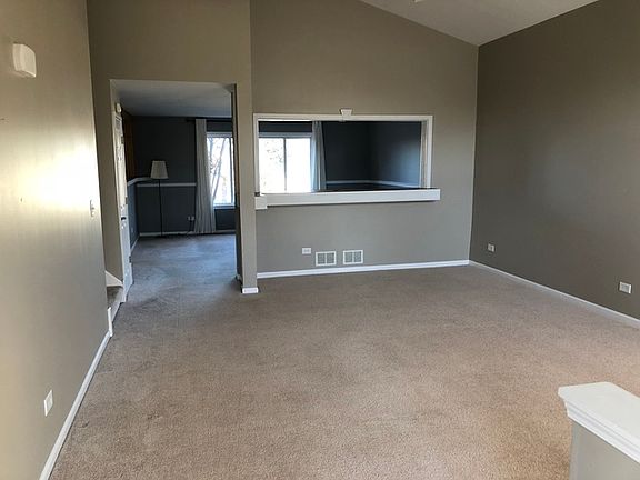 2nd image of 443 S Orchard Dr