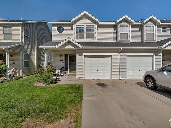 2nd image of 137 E Wayfield Dr