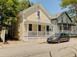 34 Lee Ave, Newport, RI 02840