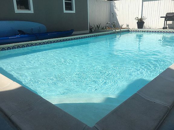 2nd image of 5704 Hilltop Ave