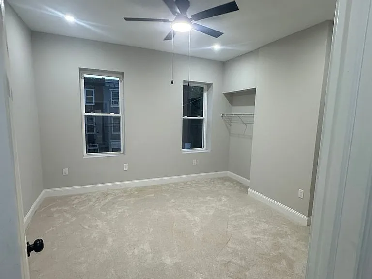 4038 Cambridge St — Photo 15