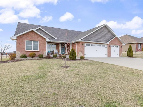 1215 Stono Mountain Dr, Farmington, MO 63640