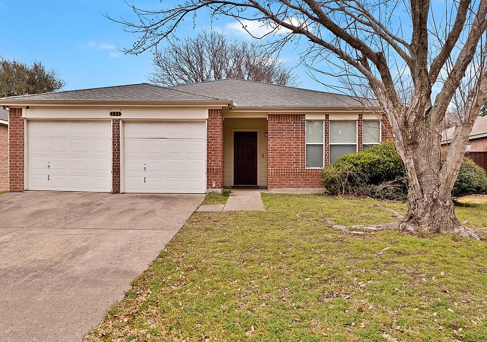 1st image of 111 Oakhurst Dr