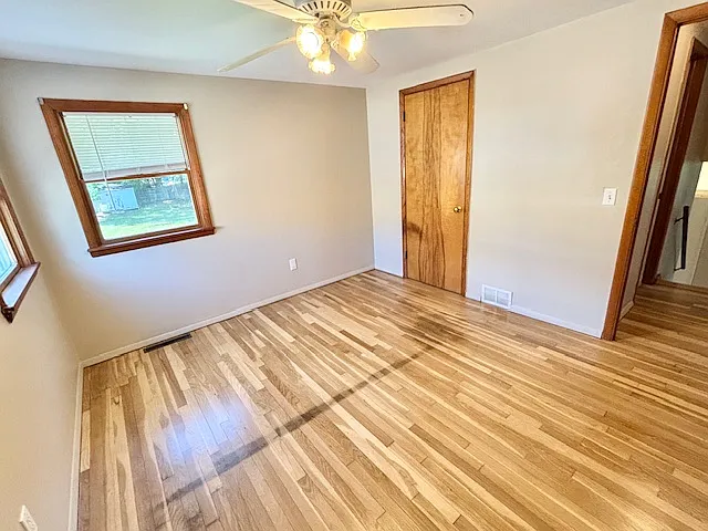 838 E Center St — Photo 13