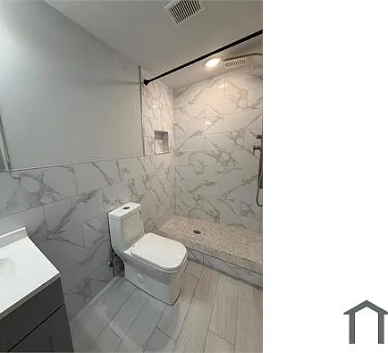 2138 N Franklin St #1 — Photo 14