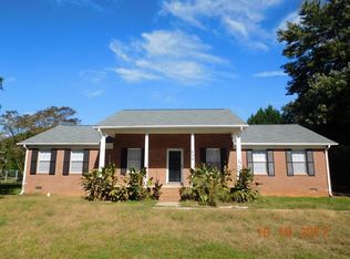 204 Macgregor Rd, Gastonia, NC 28056