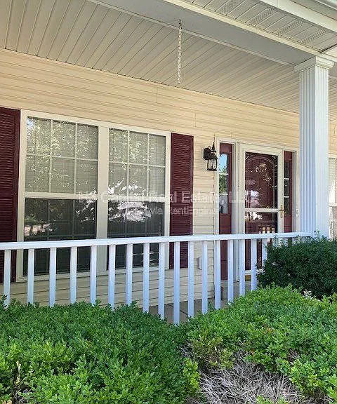 2209 Tigers Way — Photo 3