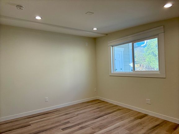 3rd image of 5150 San Feliciano Dr #5148-ADU