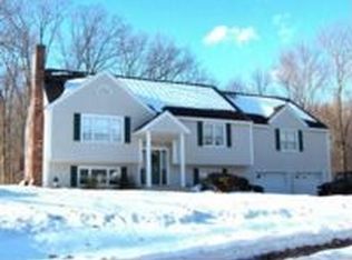 5 Rayburn Dr, Millbury, MA 01527