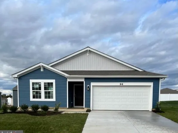 71 Lyon Ridge Rd, Shepherdstown, WV 25443