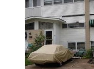 23 Oakmont Dr, New Castle, DE 19720