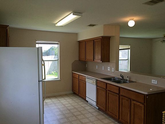 4th image of 11922 Tierra Palms Ct