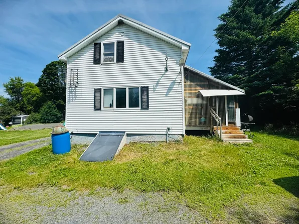 34 Roberts Street, Caribou, ME 04736
