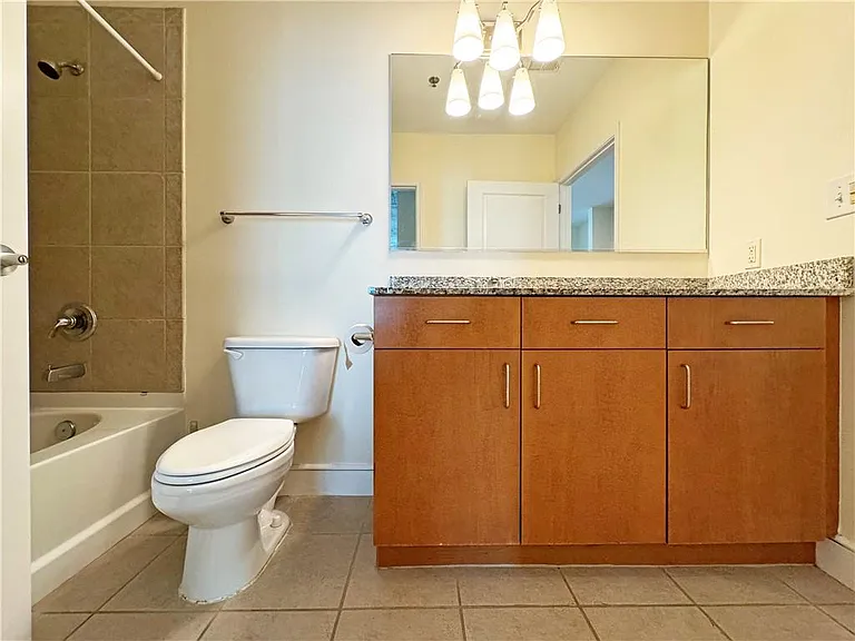 44 Peachtree Pl NW #929 — Photo 15