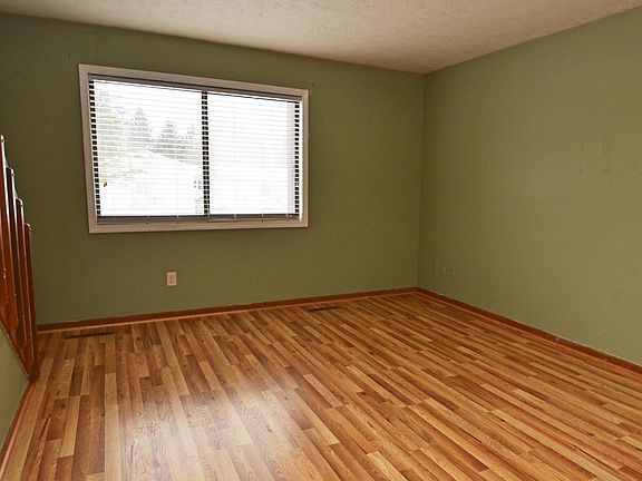 5th image of 1922 E Willard Ave