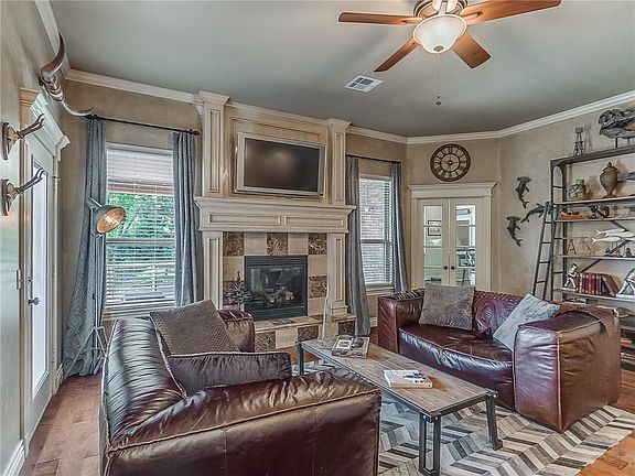 2nd image of 5725 Hidden Meadow Dr