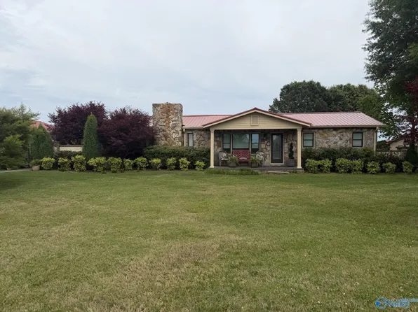 1732 County Road 215, Rainsville, AL 35986