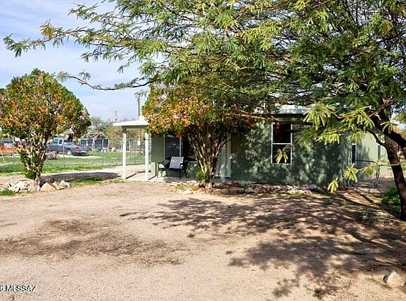 3rd image of 12438 W Swanson St