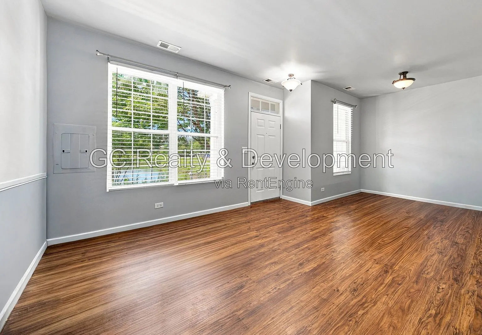 3 bed, 2.5 bath, 1500 sqft, $2,395 — Photo 4