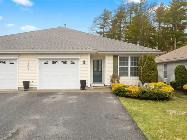 9 Greig Ct #9, Coventry, RI 02816