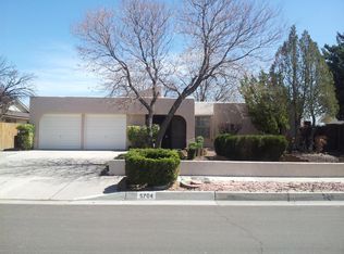 5704 Tioga Rd NW, Albuquerque, NM 87120