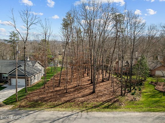 5th image of 15 Andover Ln Lot 112
