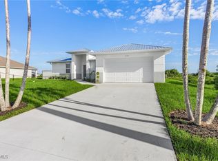 526 Braelyn St, Labelle, FL 33935