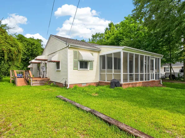 100 Hodges Manor Road - A, 100 Hodges Manor Rd, Portsmouth, VA 23701