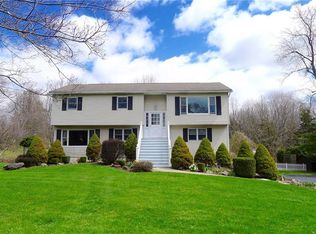 53 Minturn Rd, Warwick, NY 10990
