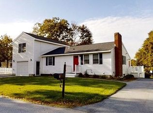 9 Christine Dr, Tewksbury, MA 01876