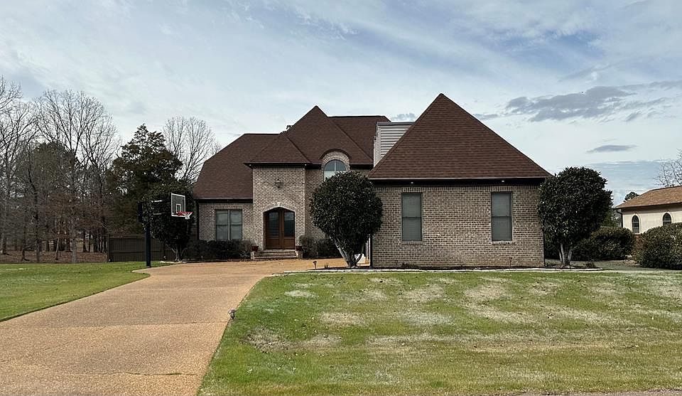 2109 W Wellsgate Dr, Oxford, MS 38655 MLS 157458 Zillow