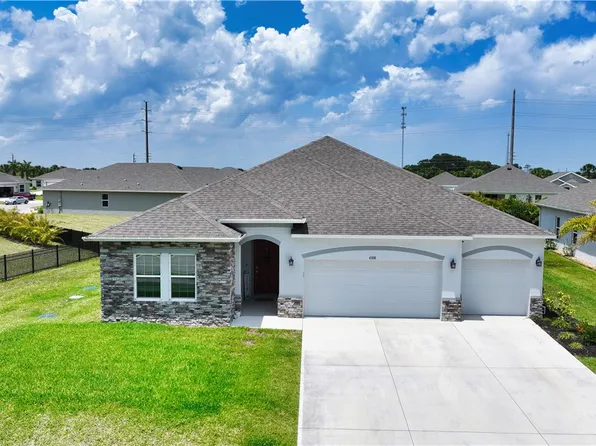 4308 Lago Vista Dr, Sebastian, FL 32976