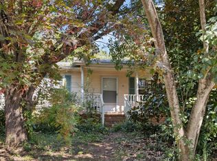 38 Cox St, Travelers Rest, SC 29690