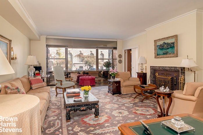 1st image of 700 Park Ave APT 2A