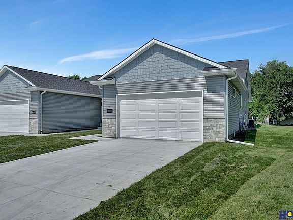 3rd image of 9541 Bailie Ct