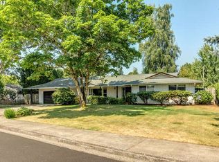 975 NW 20th St, McMinnville, OR 97128