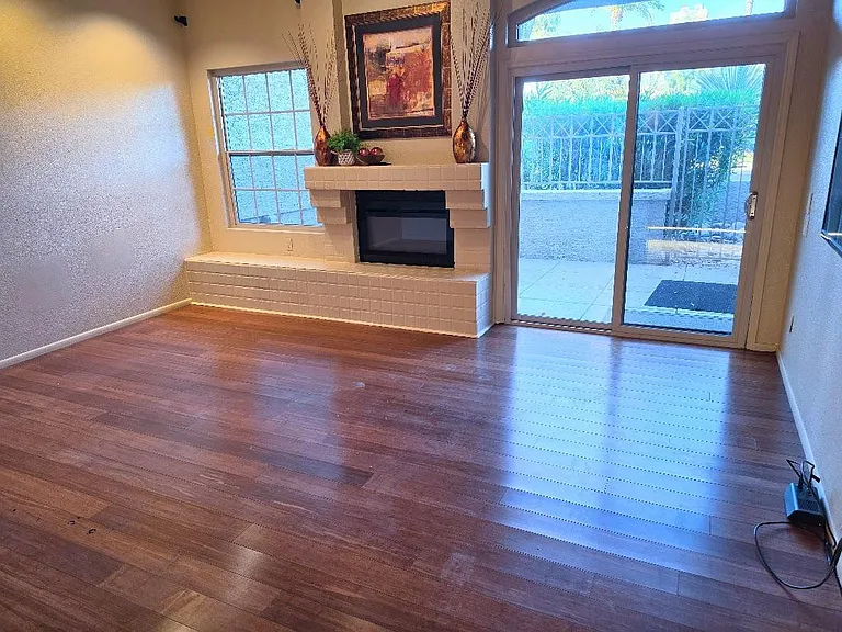 10015 E Mountain View Rd #1002 — Photo 6