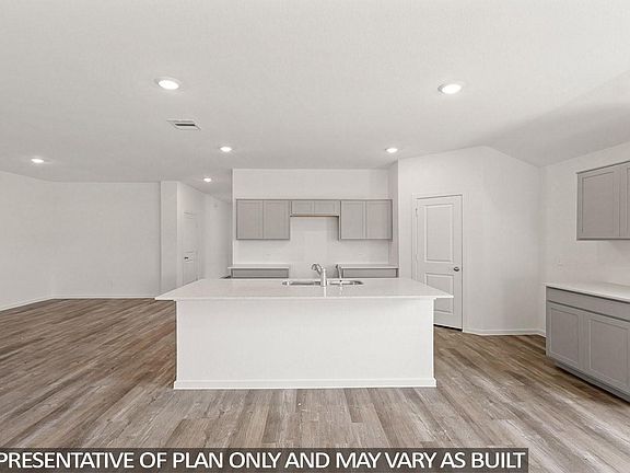 3rd image of 239 Golden Eagle Boulevard