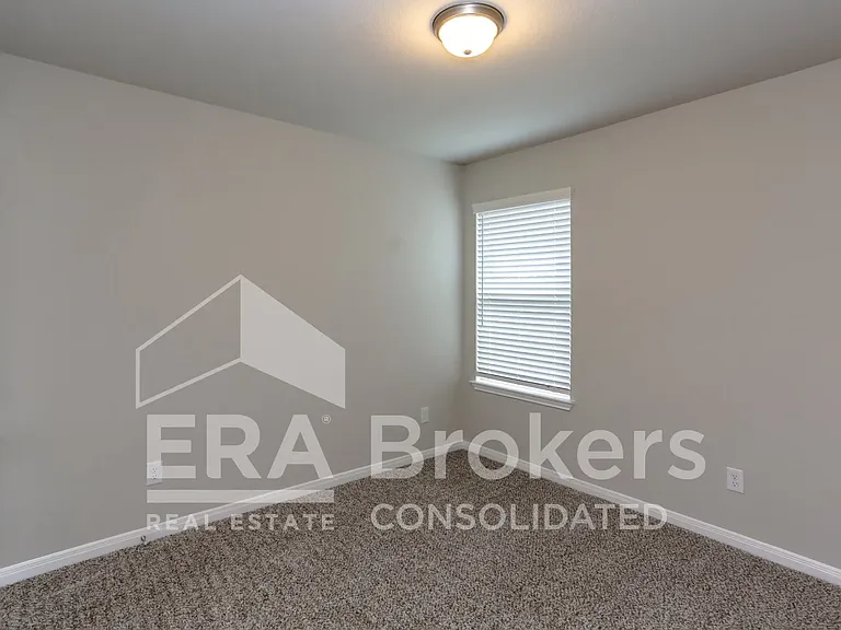 2072 Dade Loop #PRIMARY — Photo 13