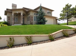 6413 Muirfield Dr, Rapid City, SD 57702