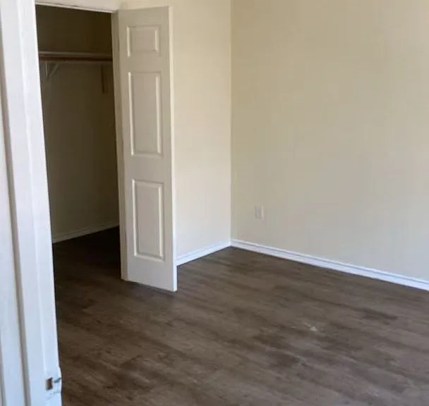 1105 Weston Dr — Photo 8