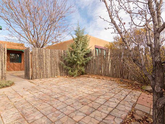 2nd image of 1257 Senda Del Valle